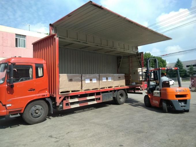 Equipaggiamento di spruzzatura di colla a due componenti per un'esportazione conveniente 10