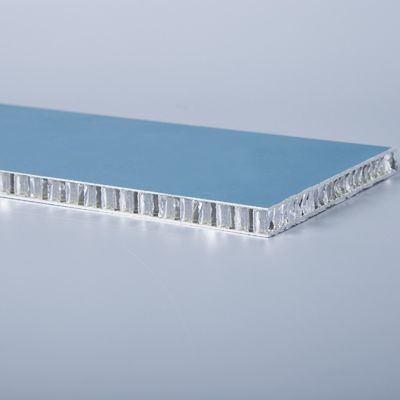 I pannelli di alluminio del favo del soffitto 4x8, PE hanno ricoperto i pannelli per soffitti del favo