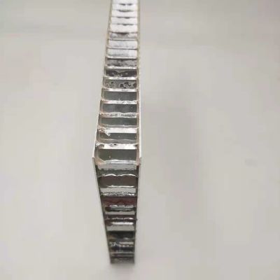 Strato di alluminio ricoprente del favo di PVDF, pannello di alluminio del tetto del favo di 0.6mm