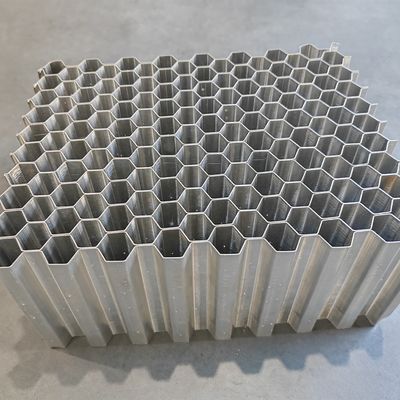Core di nido di miele di alluminio adesivo a due pezzi utilizzato nelle barriere di prova di collisione deformabili