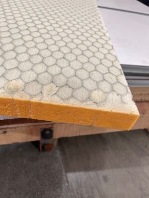 Lunghezza laterale 6~15 mm Aluminico Core Honeycomb con materiali di schiuma