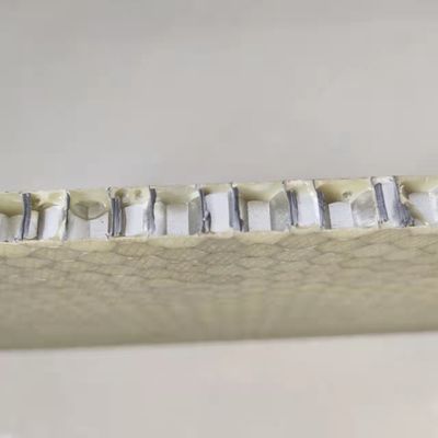 Piastra da nido di miele di fibra di carbonio facile da pulire 32 mm per rimorchi e pannelli di furgoni